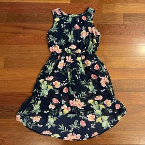 SALE! H&M Navy Floral Sleeveless Dress. Lined, Looks Brand New!! Size: 11-12Y.